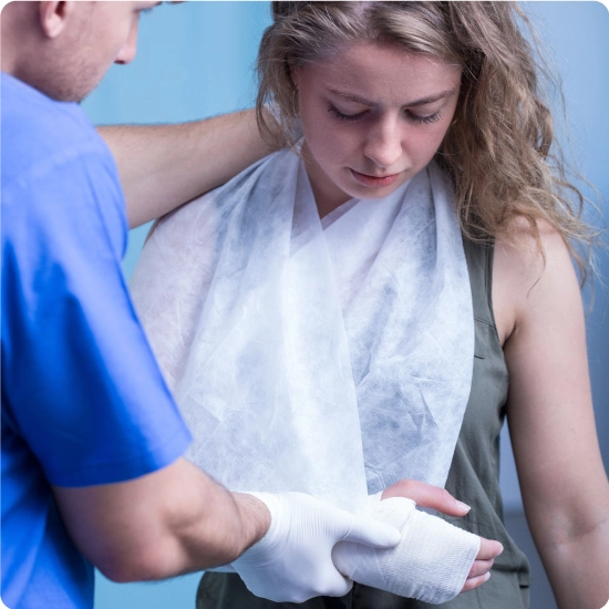 Triangular Bandage (Non-woven)